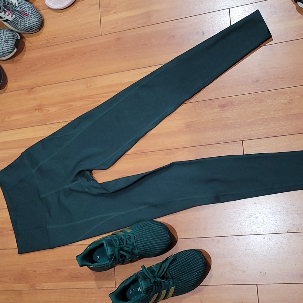 Girlfriend collective legging size xs